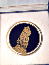DDR  Weimar Porzellan Medaille