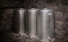 3 x Edelstahltanks 240 Liter