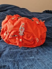 George Gina Lucy Tasche