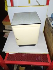 Alter Kühlschrank große Küche Kaufladen-Deko-Puppe- Bär 