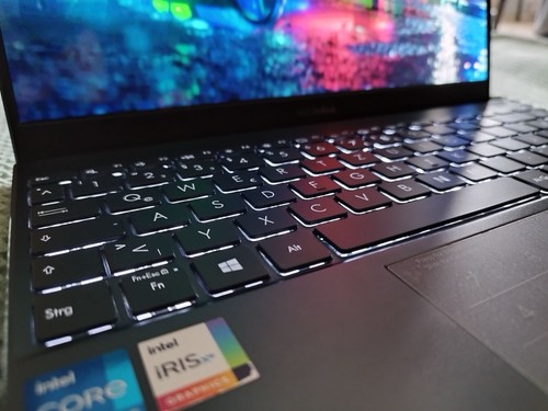 Asus zenbook oled - 13,