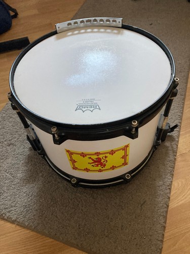 Marching snare drum von - snare,