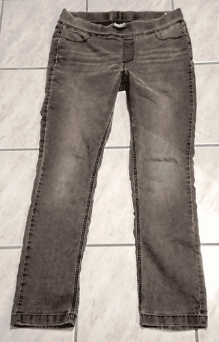 Neuwertig grau schwarze - grau,,