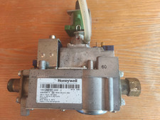 Honeywell Gaskombiregler VR 8615M 2005 2 Gasarmatur Gasregelblock