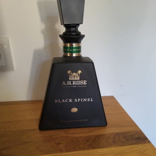 Riise black spinel rum - riise,