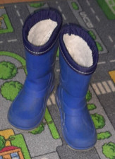   Gummistiefel gefüttert 