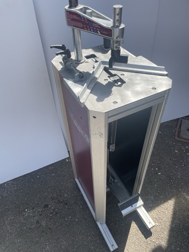 Cassese one manual underpinner - cassese,
