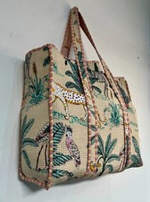 Beige Tiger Bedruckt Gesteppt