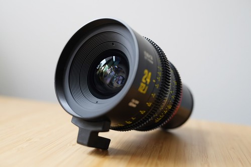 Meike 24mm full - t/2.1, frame