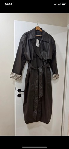 Zara trenchcoat - zara,