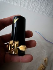 Vandoren Optimum Blattschraube Alt-Saxophon vergoldet Ligature 