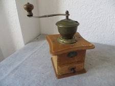KAFFEEMÜHLE - HOLZGEHÄUSE - GESCHMIEDETES WERK - VINTAGE