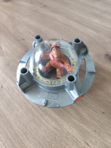 Sammelfigur alf mit raumschiff - alf,