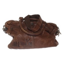 PME Legend, Handtasche