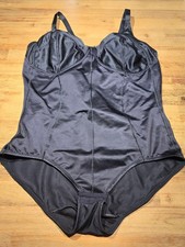 SEXY: PLAYTEX Form- /