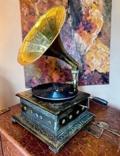 Antikes grammophon voll - antikes, grammophon,