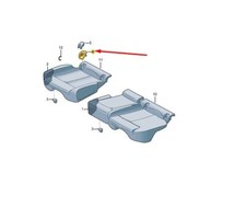 NEW AUDI Q3 F3 REAR CHILD SEAT