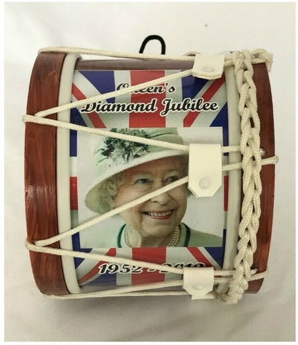 The queen diamond jubilee - queen's,