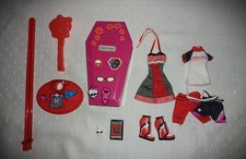 Monster High * Zubehör zu Ghoulia Yelps * Classroom