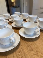 11 Stück (!) Kaffeetassen mit Untertasse Hutschenreuther Dresden Weiß