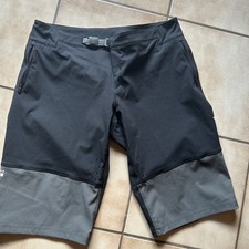 Fox Defend Damen Shorts Gr. XL - neu