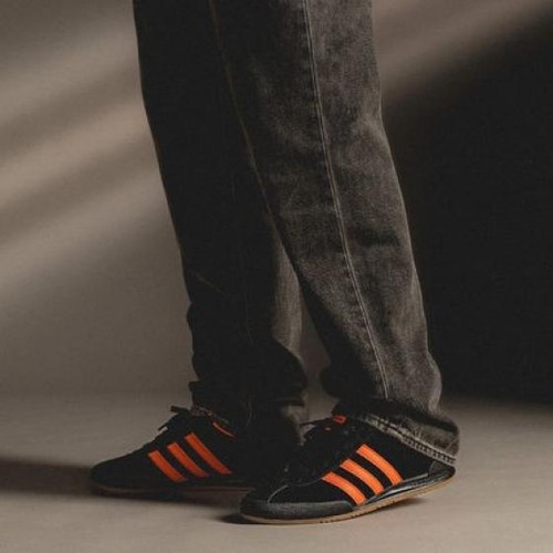 Neu adidas mkii jeans - neu,