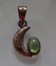 Peridot & Mond Anhänger