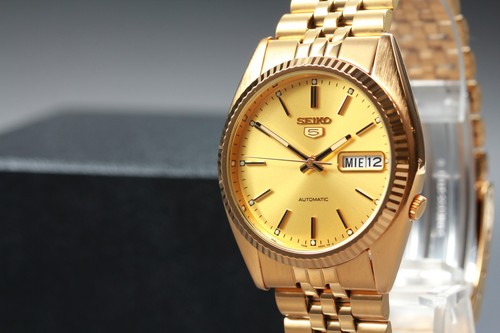 Fast neuwertig seiko 5 - [fast,
