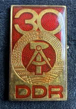 Abzeichen / Anstecker DDR - 30