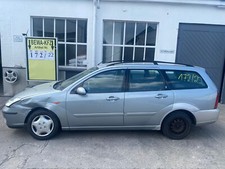 Schlachtfest Ford Focus 1,8 16V Bj. 1998-2005 Ausschnitt vom Einstieg Nr.172/22