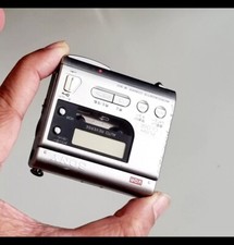 SONY M-950 Micro Cassette Recorder Diktiergerät Welt kleinstes Auto.R Sammlerstück 