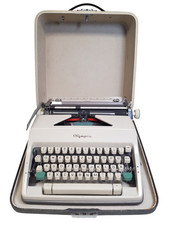 Olympia tragbare Schreibmaschine im Koffer – Schloss defekt - gebraucht