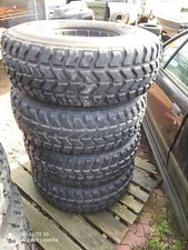 Hummer Reifen H1 auf 2 teilige Felgen