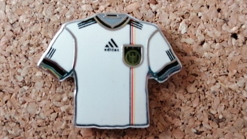 Pin deutschland trikot - ,