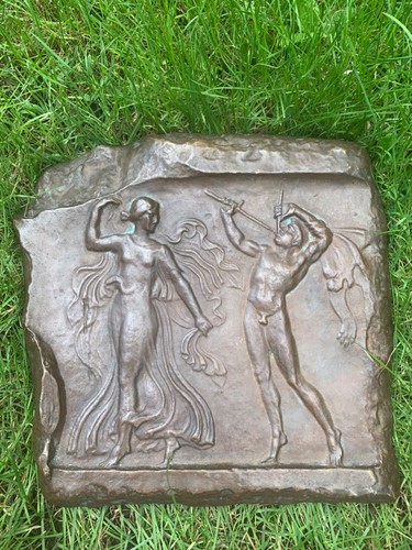 Bronze relief mänade - mÄnade, und
