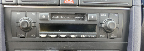 Audi radio kasette - a4,