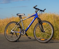 BULLS Sharptail 2 novice 26" 24 Gang Deore Mountainbike SR Suntour XCT Fahrrad