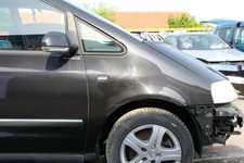 VW Sharan Kotflügel rechts vorne schwarz metallic LC9Z 2000-2009 Facelift