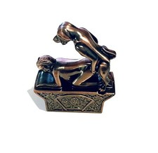 Sexy Metall Tischfeuerzeug -