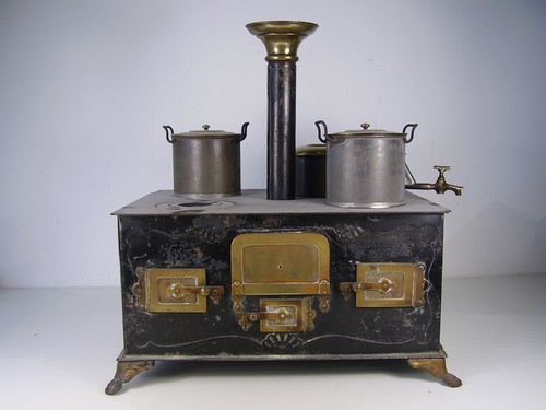 Antiker schöner puppenküchen - antiker,