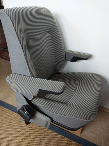 Sitz hinten links - 1x, t4