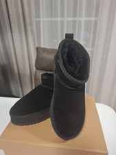 ugg 39 neu  mit karton schwarz