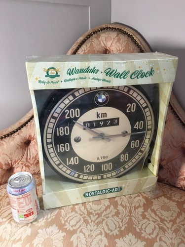 Retro wanduhr bmw garage - retro,