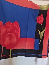 Schwarz/Rot/Blauer Schal