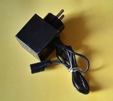 Ladegerät für REVUETRON - Blitzgeräte - Foto Quelle ~ Retro - Vintage