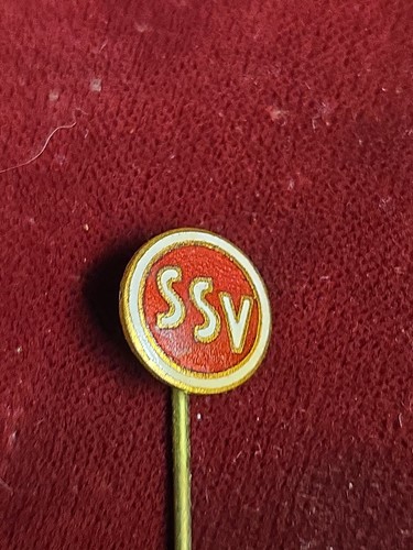 Alte anstecknadel fußball - anstecknadel,