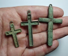 Alte religiöse Kreuze