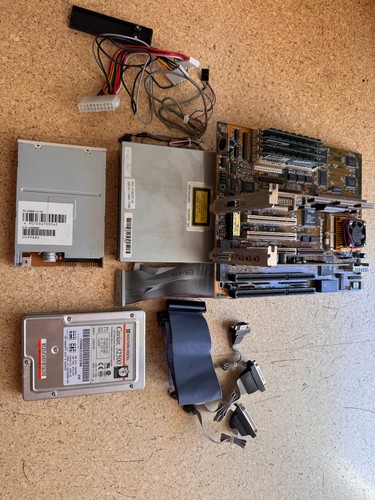 Retro pentium 166 - pc,