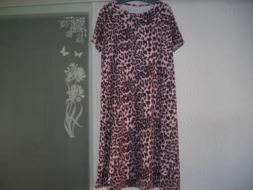 Hübsches weiches kleid - weiches,