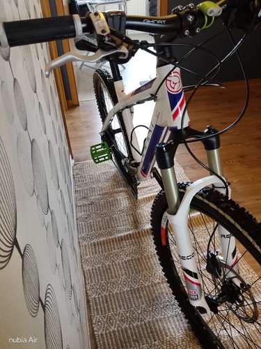Mountainbike ghost line - ghost,
